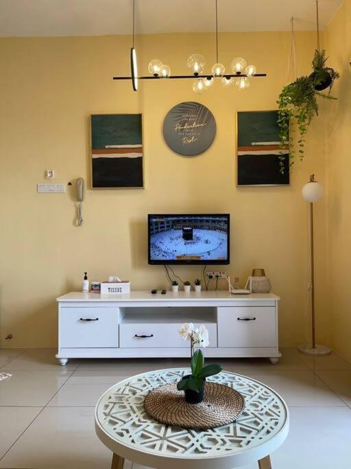 Opahome@Swiss Garden Residence Kuantan Extérieur photo